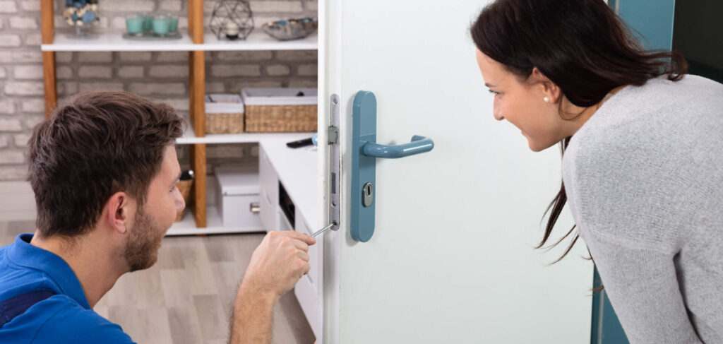 Fort Worth locksmith helping homeowner during stormy weather